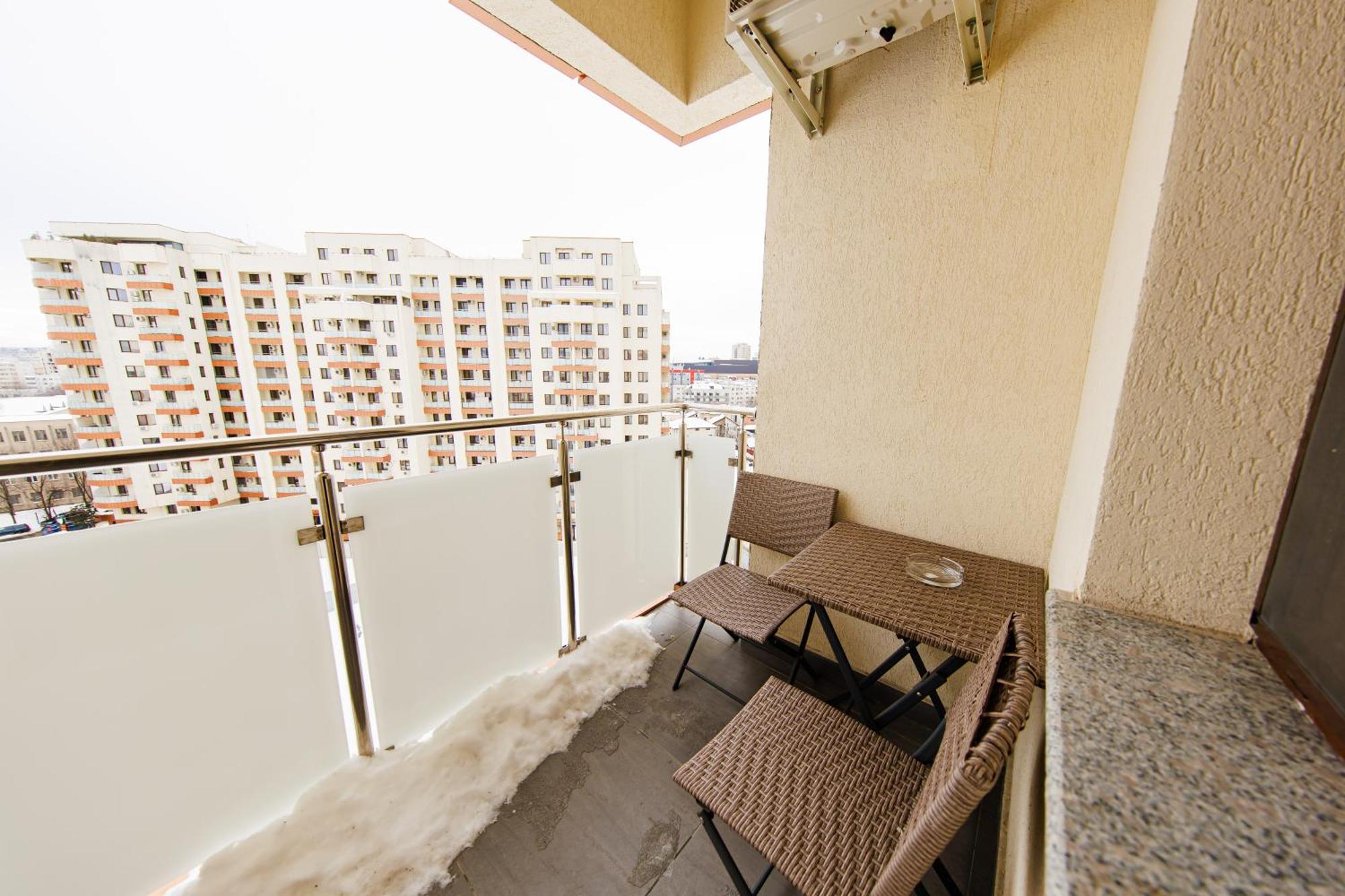 Luxury Lazar Towers Palas Mall Area Iasi Exteriör bild